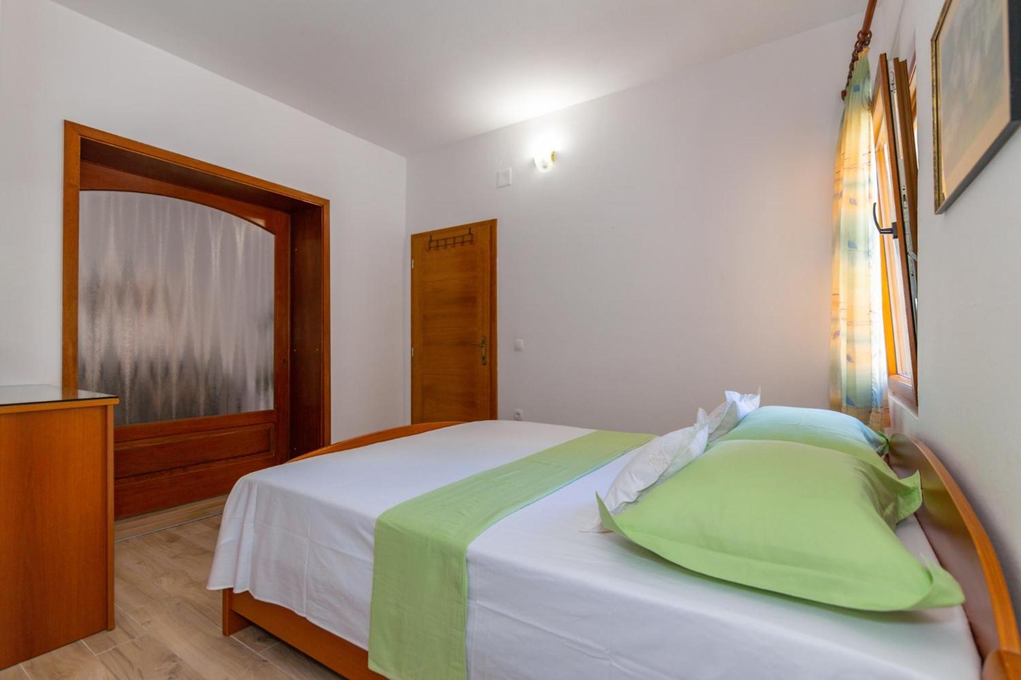 City Center Ana Apartments Makarska Ngoại thất bức ảnh