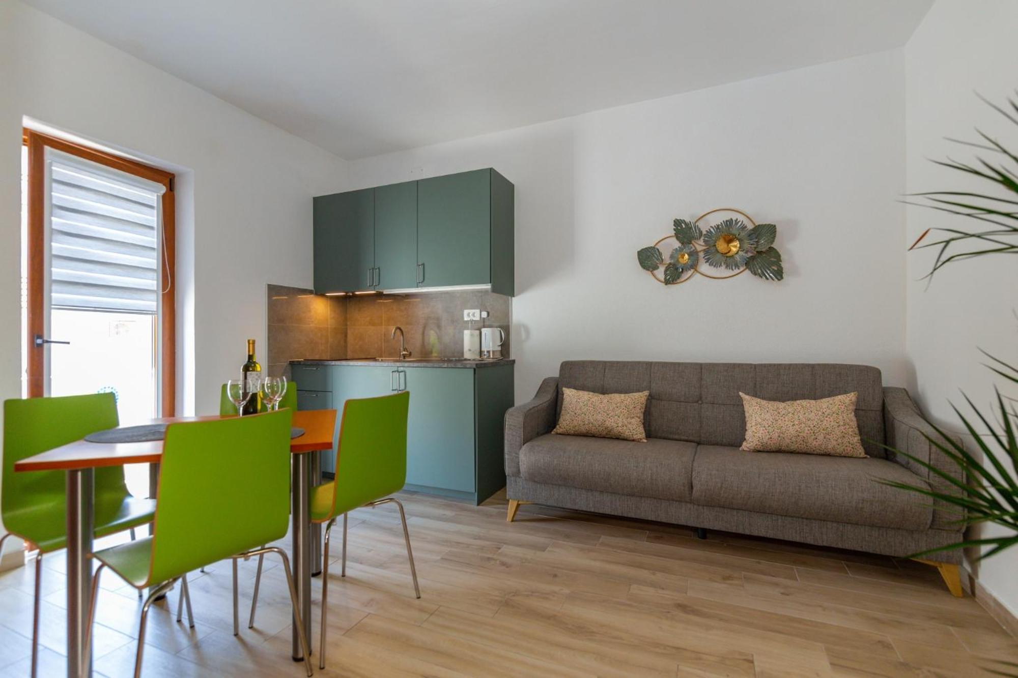 City Center Ana Apartments Makarska Ngoại thất bức ảnh