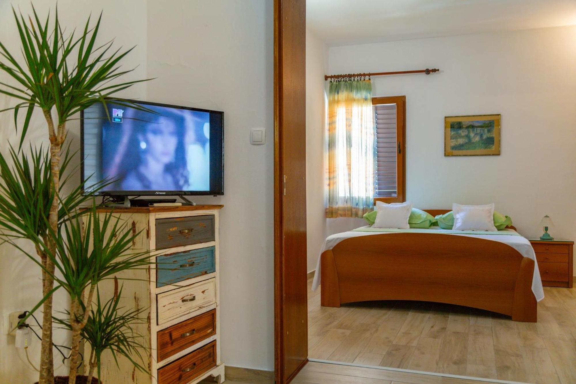 City Center Ana Apartments Makarska Ngoại thất bức ảnh