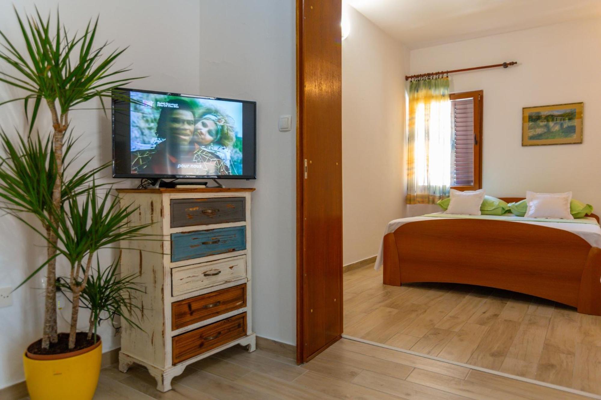 City Center Ana Apartments Makarska Ngoại thất bức ảnh