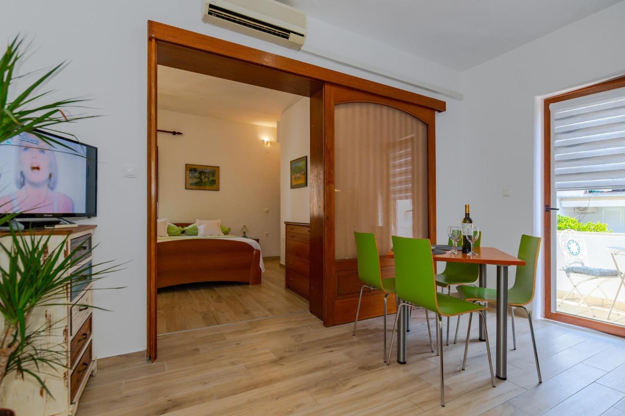 City Center Ana Apartments Makarska Ngoại thất bức ảnh